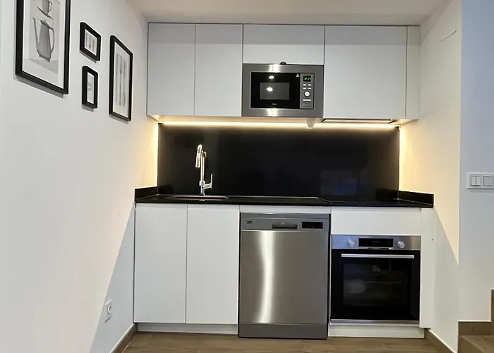 Duplex Moderno Con Piscina Y Parking - Roig Arena