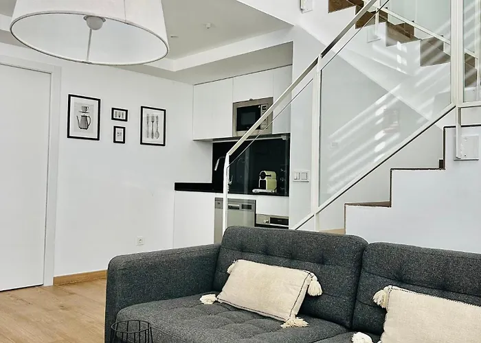 Duplex Moderno Con Piscina Y Parking - Roig Arena *